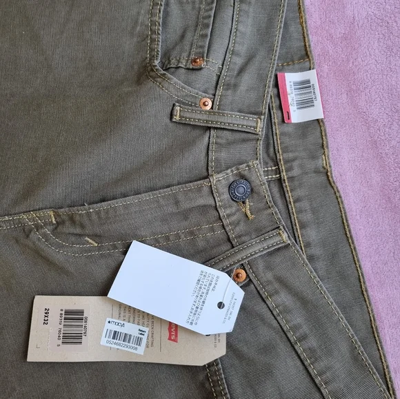 Levi's 514 straight leg pant olive green Size W29/L32 New With Tags - Picture 10 of 10